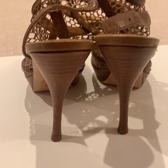 Luxury Leather ankle pumps NWT - Picture 6 of 6